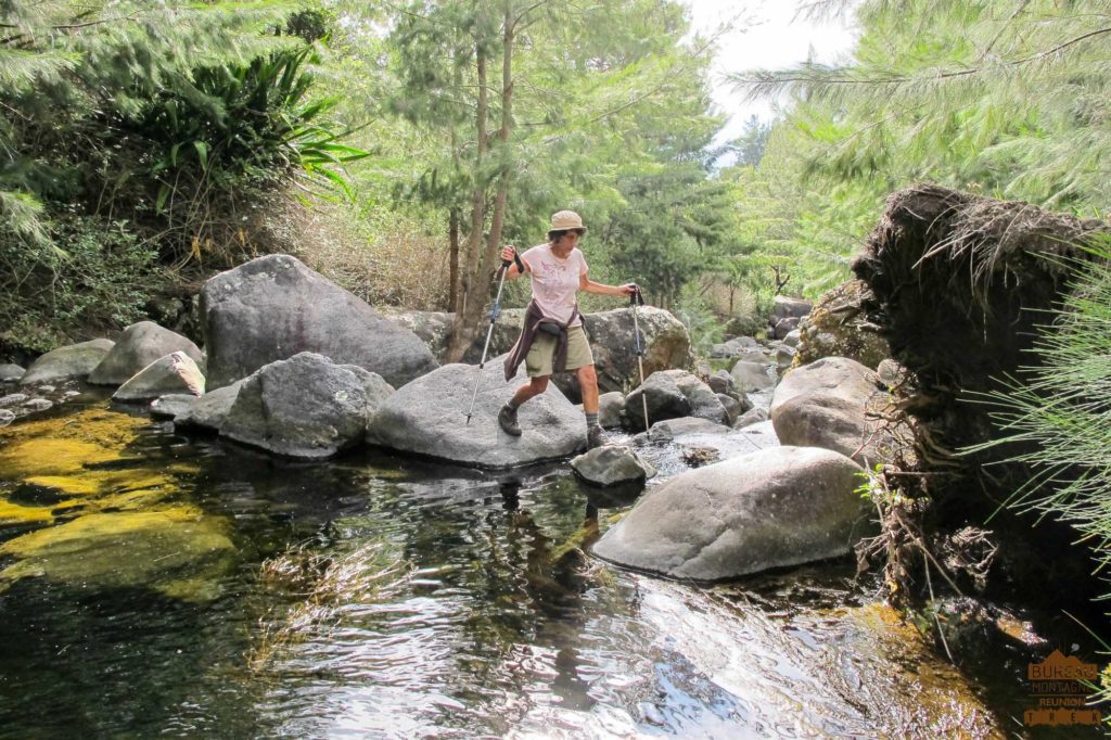 Rivière et Filaos dans Cilaos randonnée trek réunion