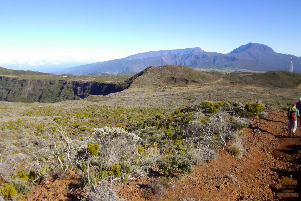 Piton Textor, vue sur le Piton des Neiges fournaise réunion trek 974