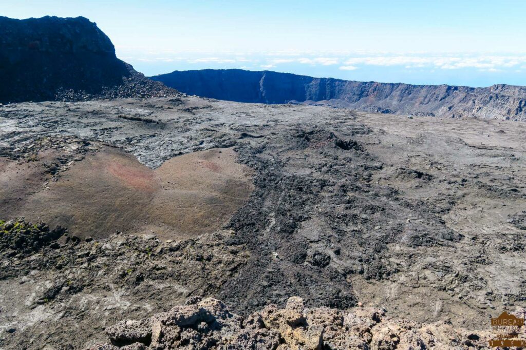 randonnée hors sentier volcan piton de la fournaise la réunion guide