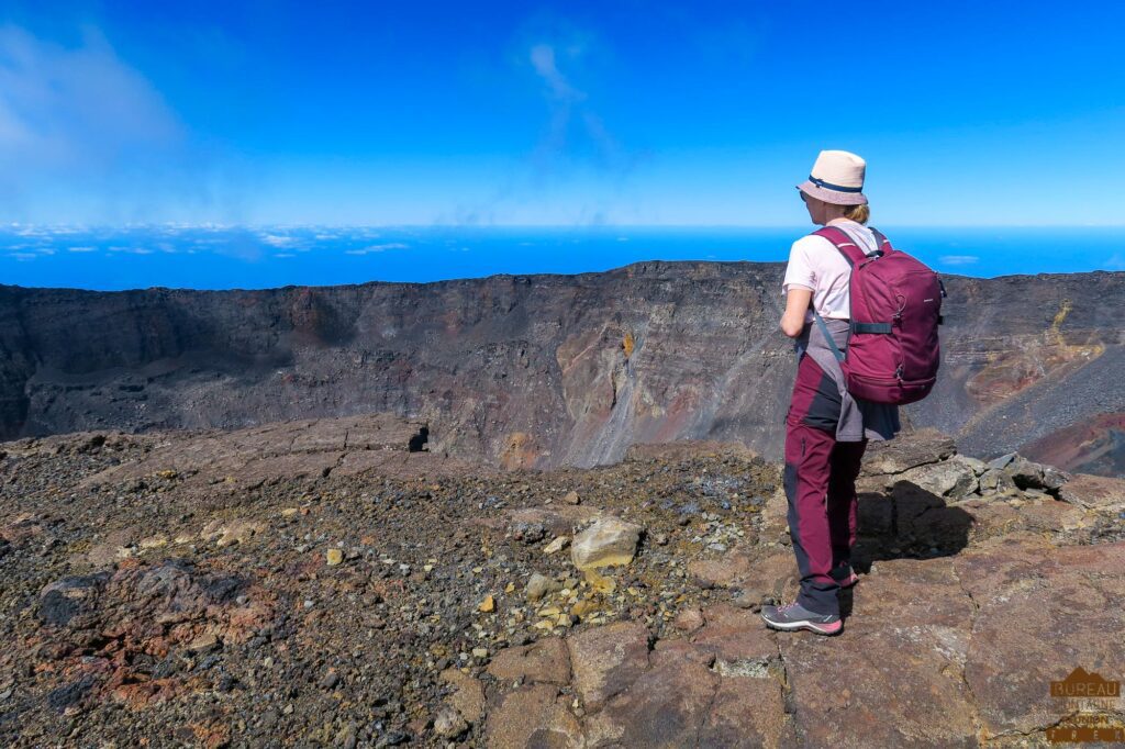 randonnée hors sentier volcan piton de la fournaise la réunion guide