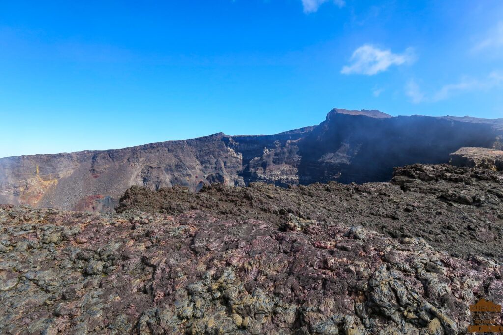 randonnée hors sentier volcan piton de la fournaise la réunion guide