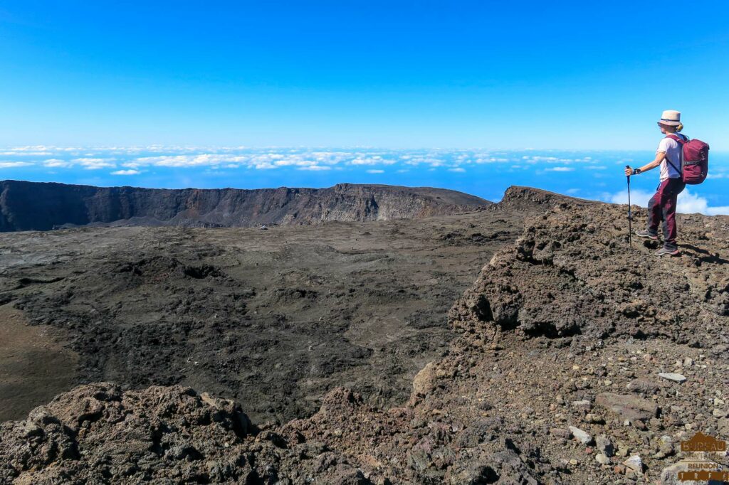 randonnée hors sentier volcan piton de la fournaise la réunion guide