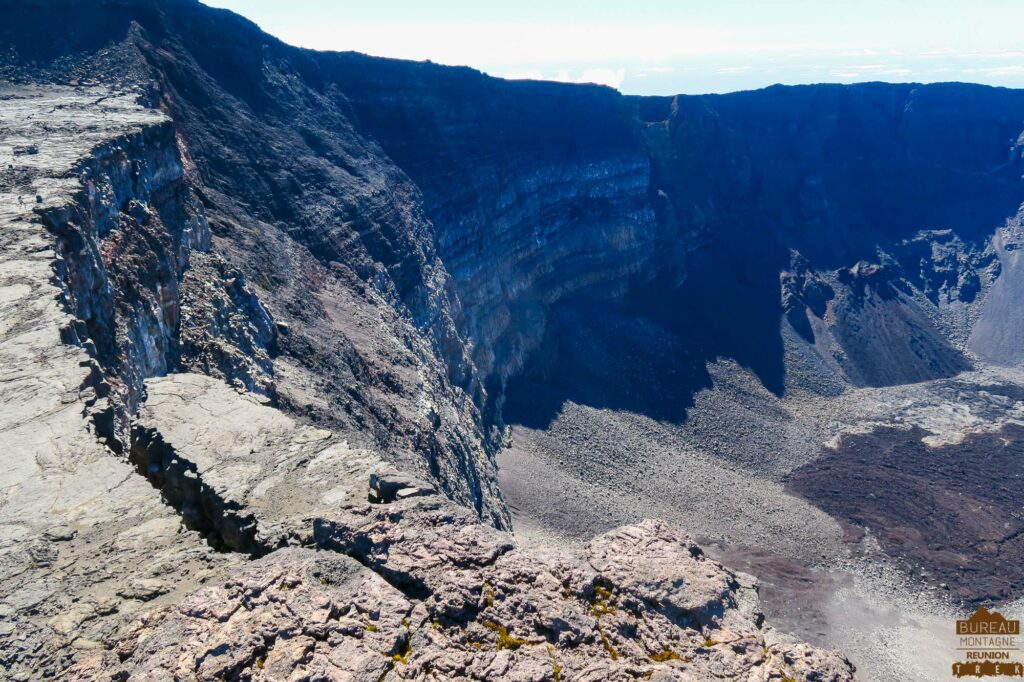 randonnée hors sentier volcan piton de la fournaise la réunion guide