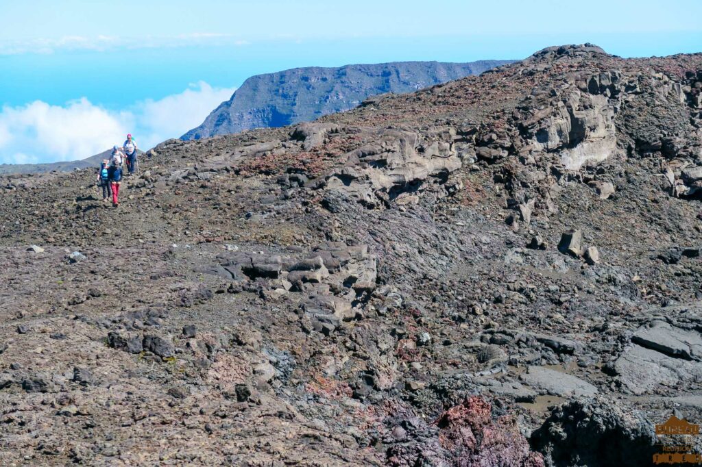 randonnée hors sentier volcan piton de la fournaise la réunion guide