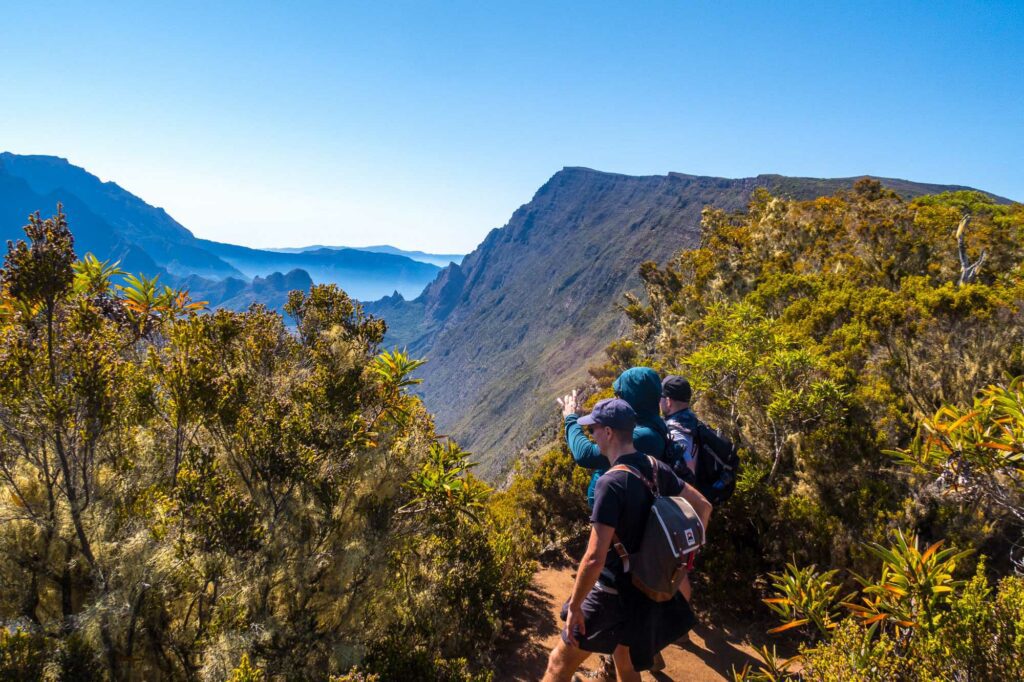 Randonnée guide journée mafate maïdo glacière réunion