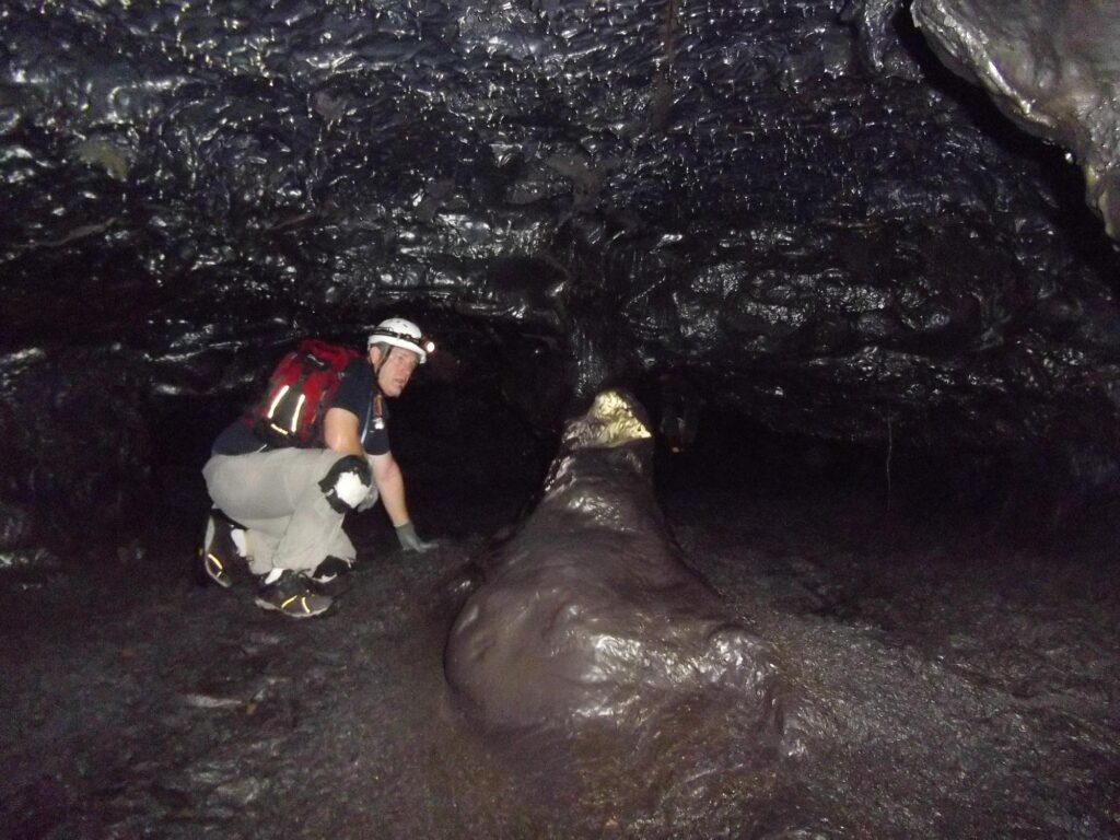 BMR TREK tunnel de lave sejour multiactivite 3