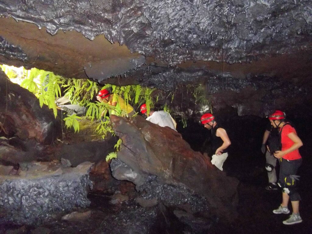 BMR TREK tunnel de lave sejour multiactivite 4